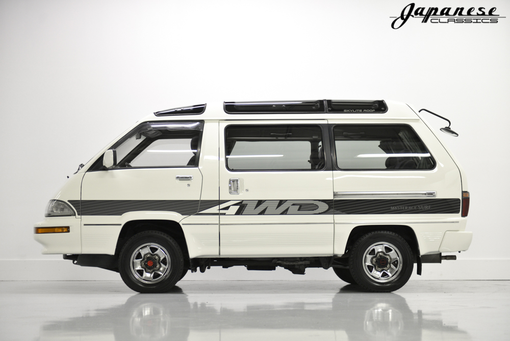 Master ace. Тойота мастер Эйс Сурф. Toyota Master Ace Surf 1988. Toyota Town Ace Master Ace Surf. Toyota Master Ace Surf 1990.